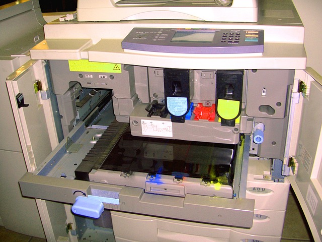 Dlaczego warto kupić urządzenie drukujące laserowe? Przekonaj się!