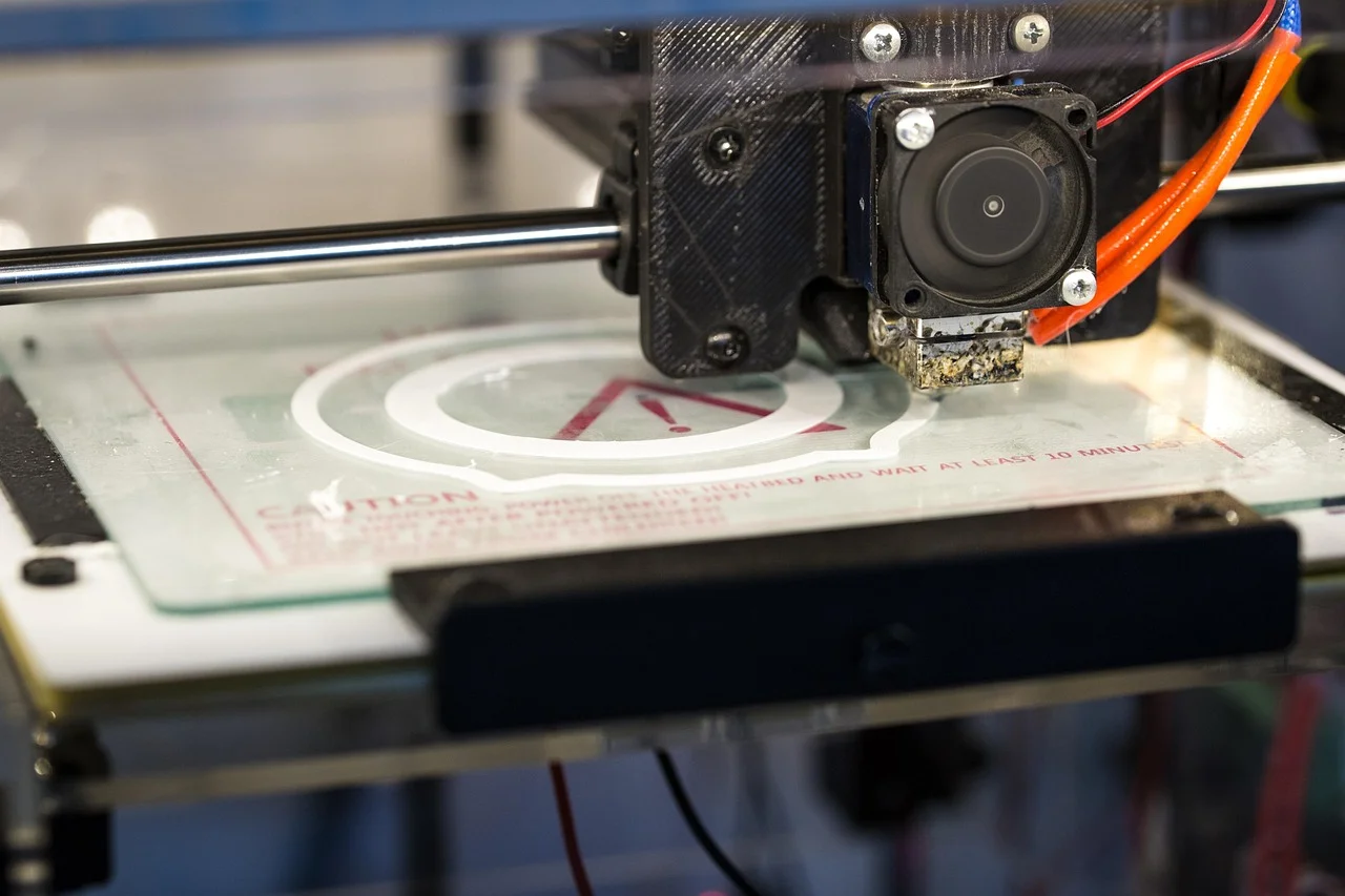 Dlaczego materiały do drukarek 3D to kluczowy element druku 3D PBF?